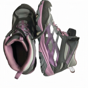 MERRELL Moab FST mid waterproof kids’ hiking shoes. Size 6.